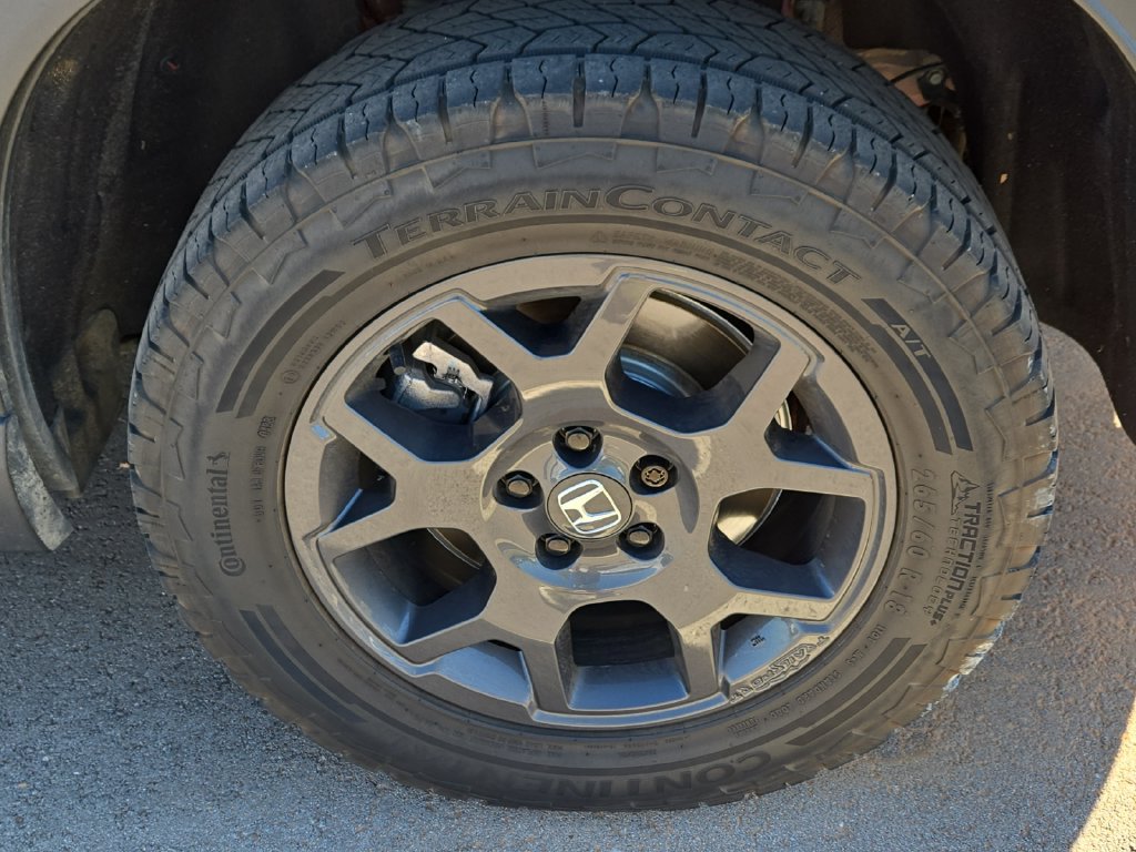 Used 2023 Honda Pilot TrailSport image 5