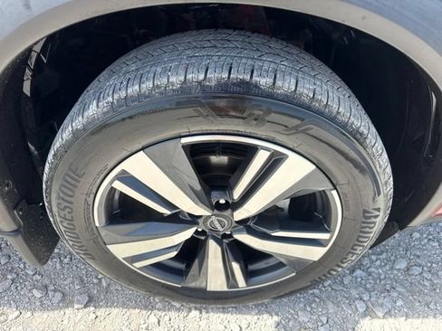 Used 2023 Nissan Rogue SL w/ SL Premium Package FWD image 26
