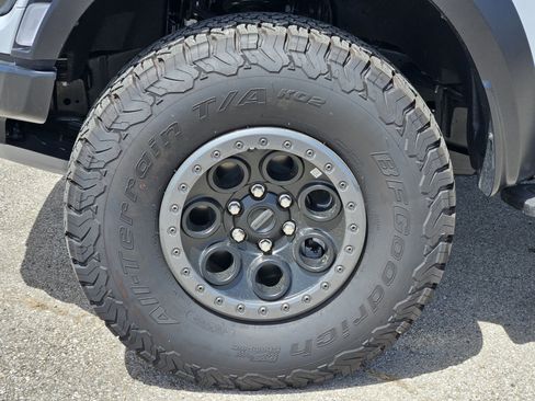 New 2025 Ford F150 Raptor AWD/4WD image 7