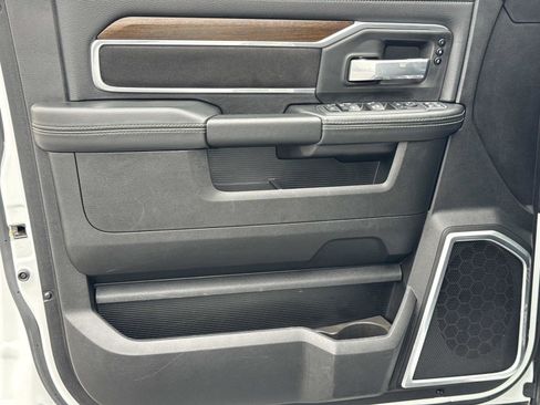 Used 2024 RAM 2500 Laramie image 16
