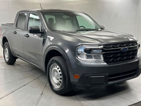 Used 2023 Ford Maverick XL FWD image 7