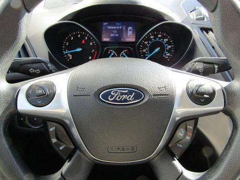 Used 2014 Ford Escape SE image 17