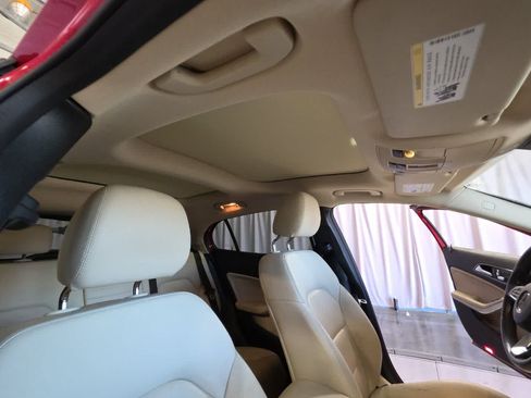 Used 2018 Mercedes-Benz GLA 250 image 19