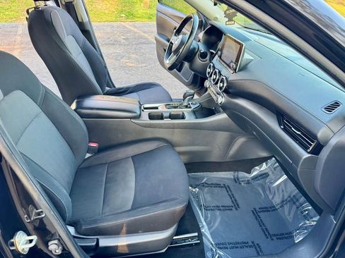 Used 2020 Nissan Sentra SV image 6