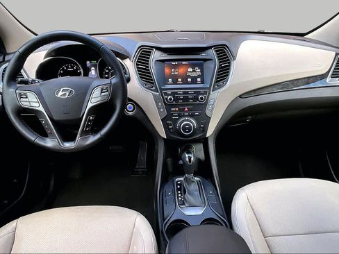 Used 2017 Hyundai Santa Fe Sport FWD image 15