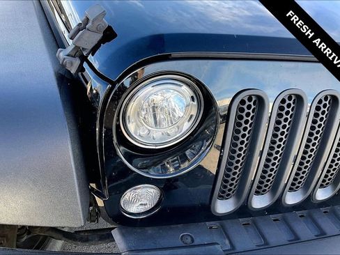 Used 2017 Jeep Wrangler Unlimited Sport w/ Quick Order Package 24S image 28