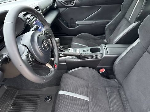 Used 2026 Toyota GR86 Premium RWD image 18