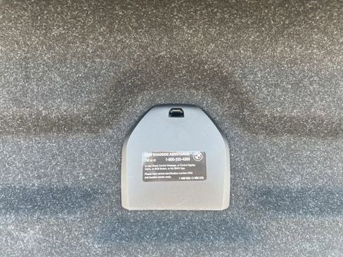 Used 2025 BMW 230i Coupe w/ Convenience Package RWD image 6