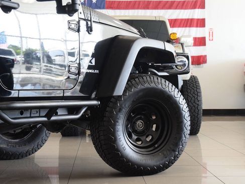Used 2008 Jeep Wrangler X AWD/4WD image 37