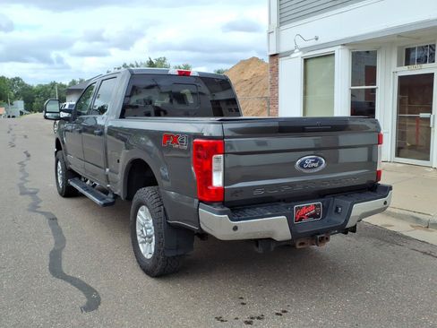 Used 2018 Ford F250 XLT w/ XLT Value Package AWD/4WD image 8