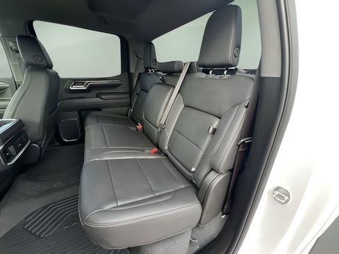 Certified 2024 Chevrolet Silverado 1500 LTZ image 25