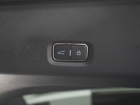 Used 2025 Ford Expedition Platinum AWD/4WD image 14