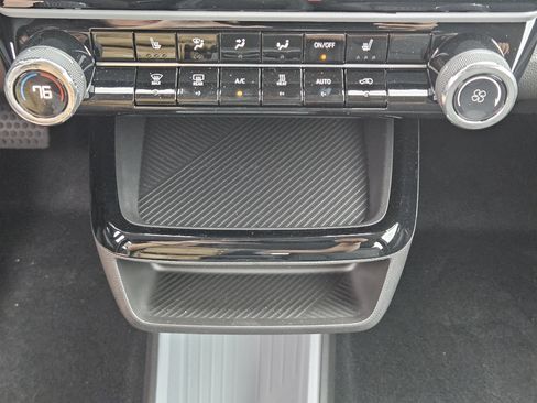 New 2027 Chevrolet Bolt LT w/ Comfort Package FWD image 14