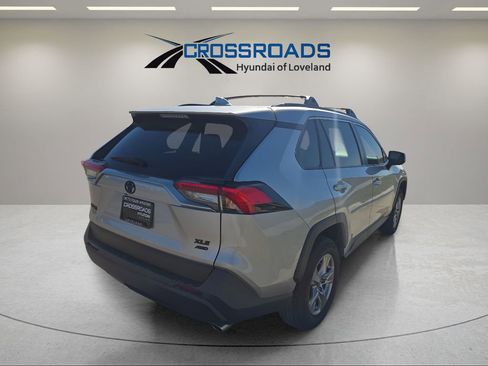 Used 2022 Toyota RAV4 XLE image 5