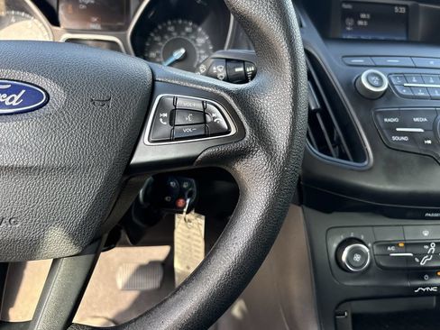 Used 2018 Ford Focus S FWD image 17