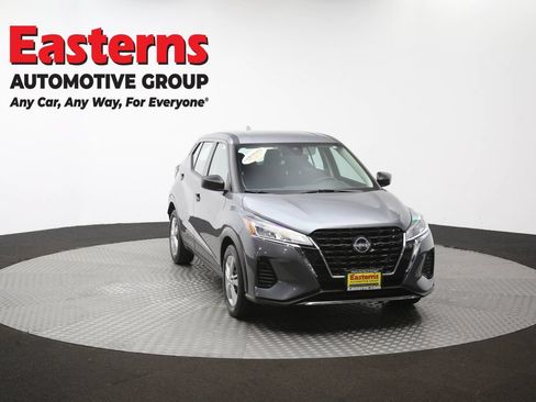 Used 2023 Nissan Kicks S FWD image 49