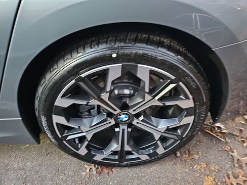 New 2026 BMW 330i Sedan w/ M Sport Package image 35