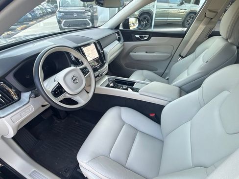 Used 2025 Volvo XC60 T8 Plus w/ Protection Package Premier AWD/4WD image 11