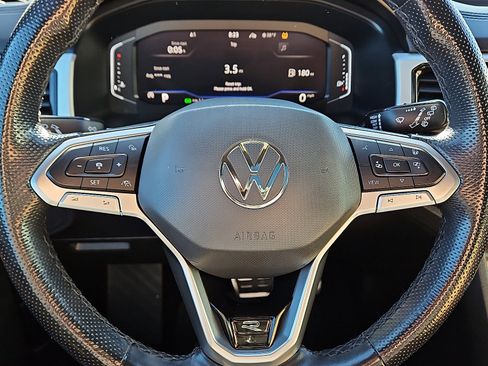 Certified 2022 Volkswagen Atlas Cross Sport SEL Premium R-Line image 19