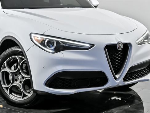 Used 2022 Alfa Romeo Stelvio Ti w/ Active Assist Plus Package image 2
