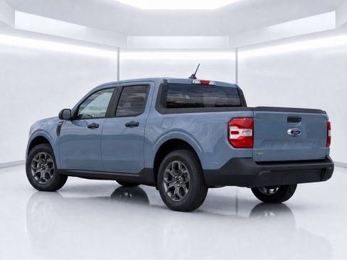 Used 2023 Ford Maverick XLT FWD image 7