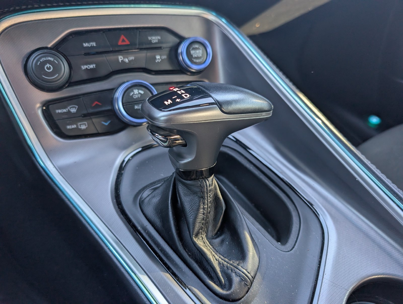 Used 2021 Dodge Challenger R/T RWD image 10