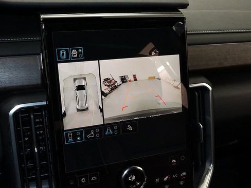 New 2026 GMC Acadia Denali Ultimate w/ LPO, Floor Liner Package image 19