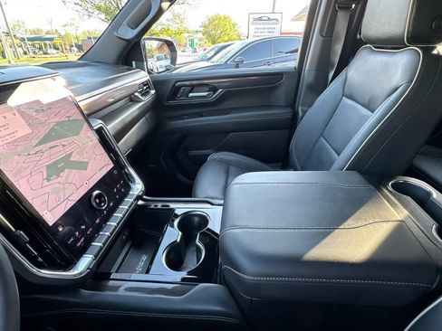 Used 2026 GMC Yukon Elevation AWD/4WD image 33