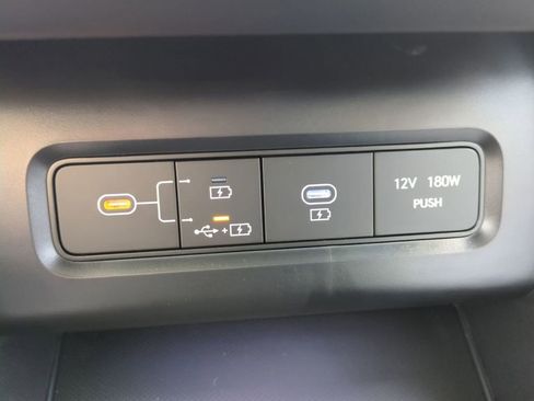 New 2026 Hyundai Tucson Limited image 28