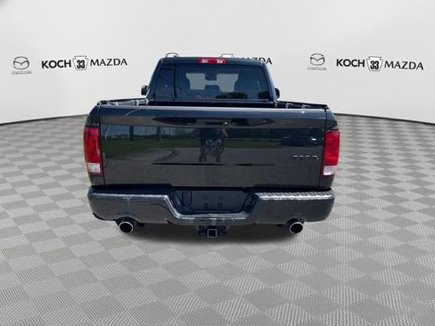 Used 2017 RAM 1500 Express w/ Black Ram 1500 Express Group AWD/4WD image 6
