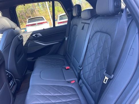 Used 2023 BMW X5 xDrive40i w/ Executive Package image 14