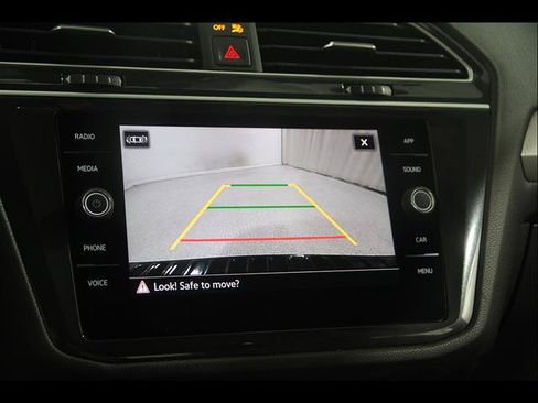 Certified 2024 Volkswagen Tiguan SE R-Line AWD/4WD image 13