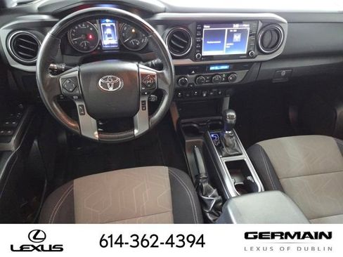 Used 2021 Toyota Tacoma TRD Sport w/ Technology Package AWD/4WD image 17
