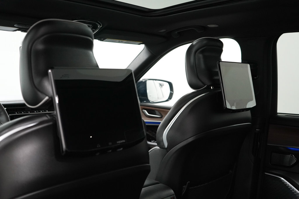 Certified 2023 Jeep Grand Cherokee L Summit w/ Advanced Protech Group IV AWD/4WD image 20