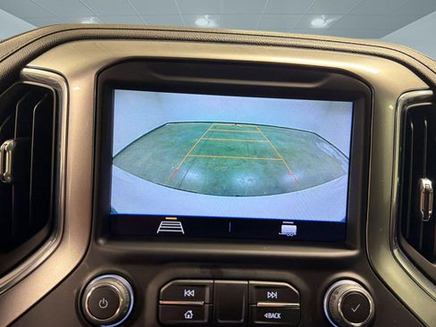 Used 2022 Chevrolet Silverado 1500 LT image 25