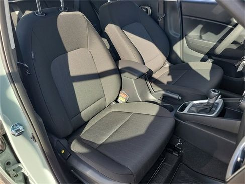 New 2026 Hyundai Venue SE image 17