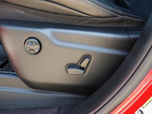 Used 2015 Jeep Grand Cherokee SRT w/ Luxury Group II image 10