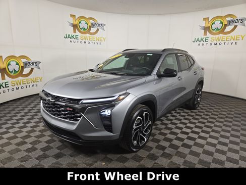 Certified 2025 Chevrolet Trax RS w/ Sunroof Package image 3