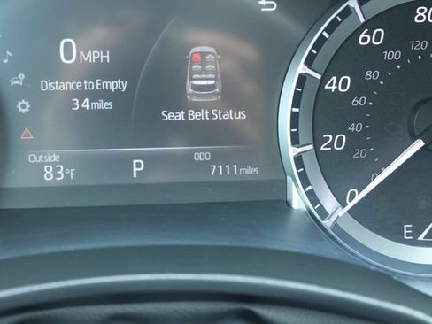 Used 2023 Toyota Highlander XLE AWD/4WD image 27