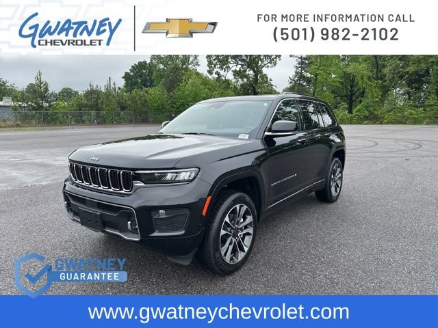 Used 2023 Jeep Grand Cherokee Overland w/ Luxury Tech Group IV AWD/4WD image 1