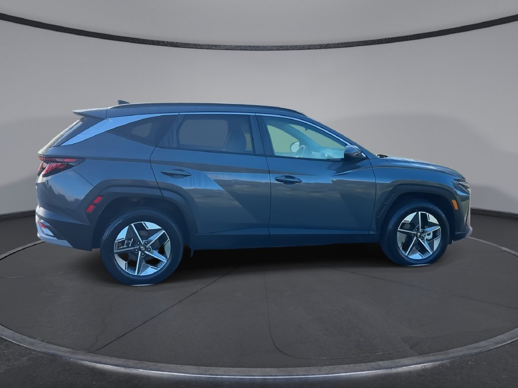 Used 2025 Hyundai Tucson SEL AWD/4WD image 9