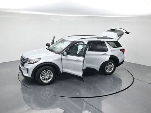 Certified 2026 Ford Explorer Active image 47