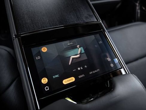 New 2026 Land Rover Range Rover SV AWD/4WD image 48