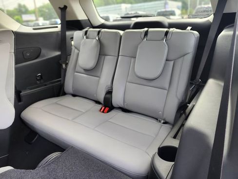 New 2026 Ford Explorer Active w/ Active Comfort Package AWD/4WD image 17