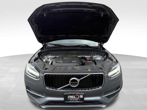 Used 2018 Volvo XC90 T6 Momentum w/ Convenience Package image 34