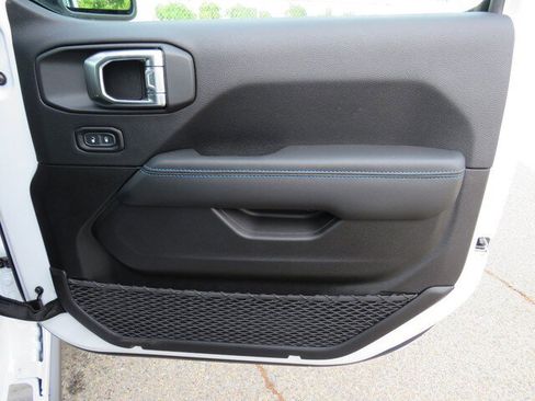 New 2023 Jeep Wrangler Rubicon w/ Steel Bumper Group image 29