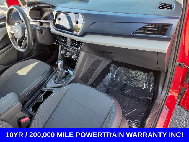 Used 2023 Volkswagen Taos SE w/ Panoramic Sunroof Package FWD image 18