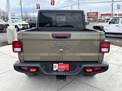 Used 2020 Jeep Gladiator Mojave w/ Cold Weather Group image 4