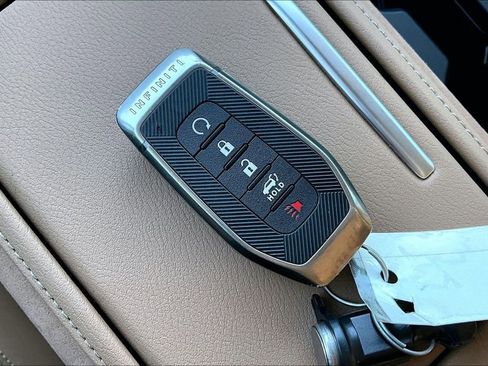 Certified 2025 INFINITI QX80 Sensory image 13