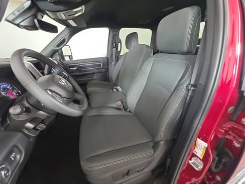 Certified 2026 RAM 2500 Big Horn AWD/4WD image 17